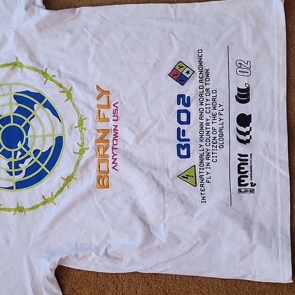 Born Fly Men's T-shirt Size Large NWT - Picture 11 of 12